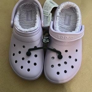 Ladies fuzzy lined clogs